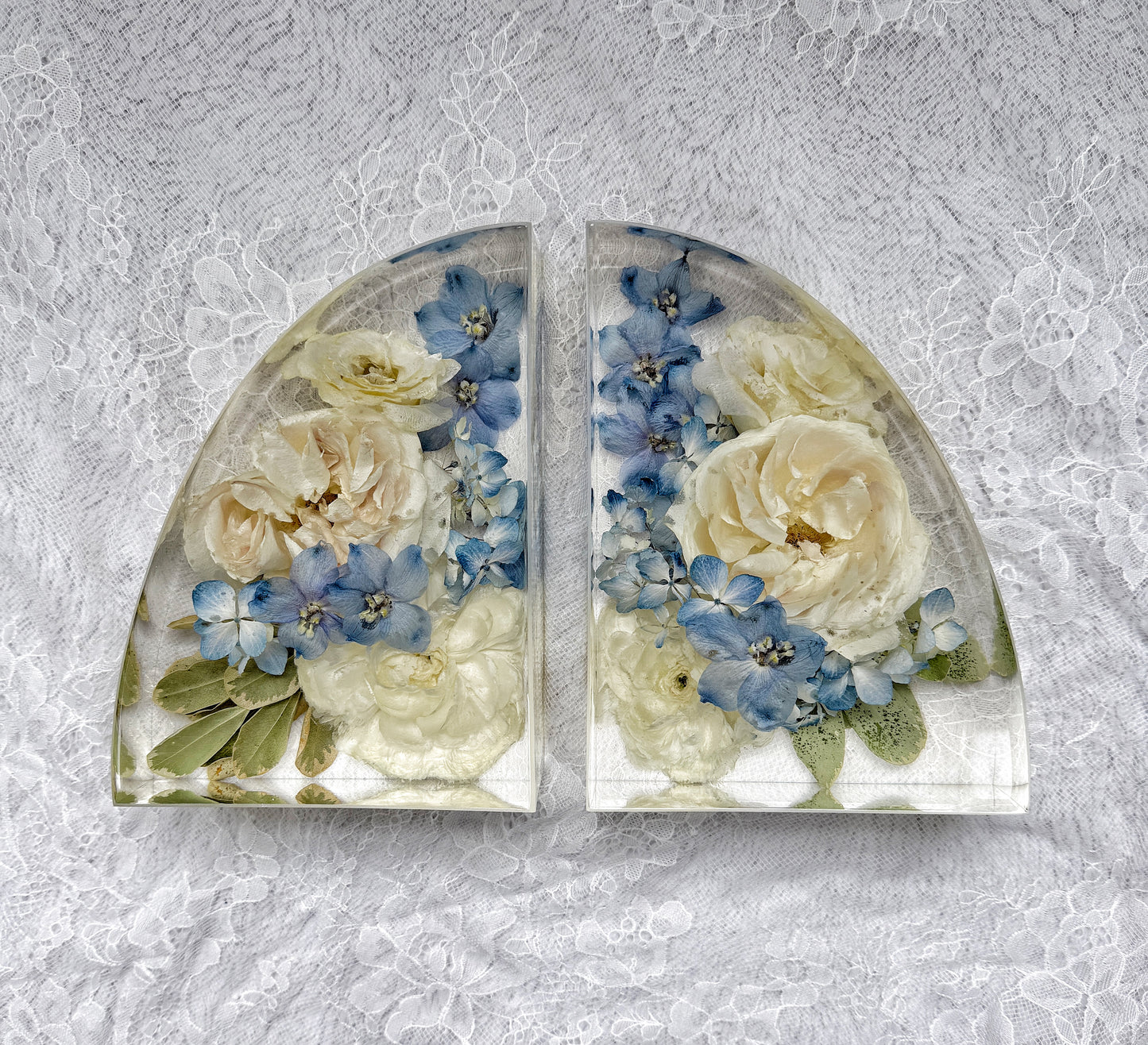7" Bookends Floral Preservation Keepsake