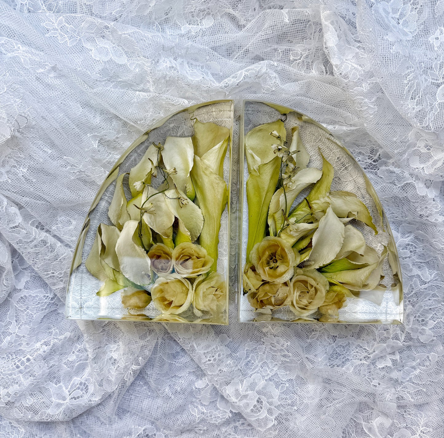 7" Bookends Floral Preservation Keepsake