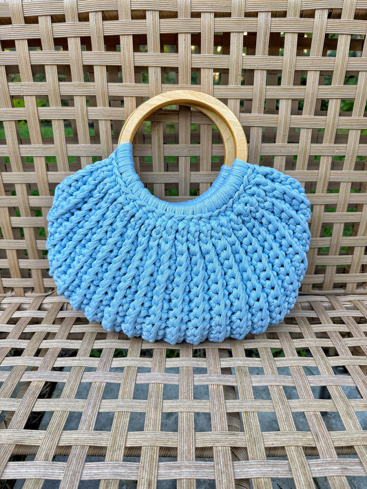 Hand Crocheted T-Shirt Yarn Scallop Shell Handbag with Wooden Handles 9/17/26