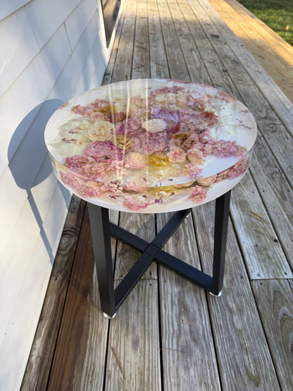 18" Table Floral Preservation Keepsake