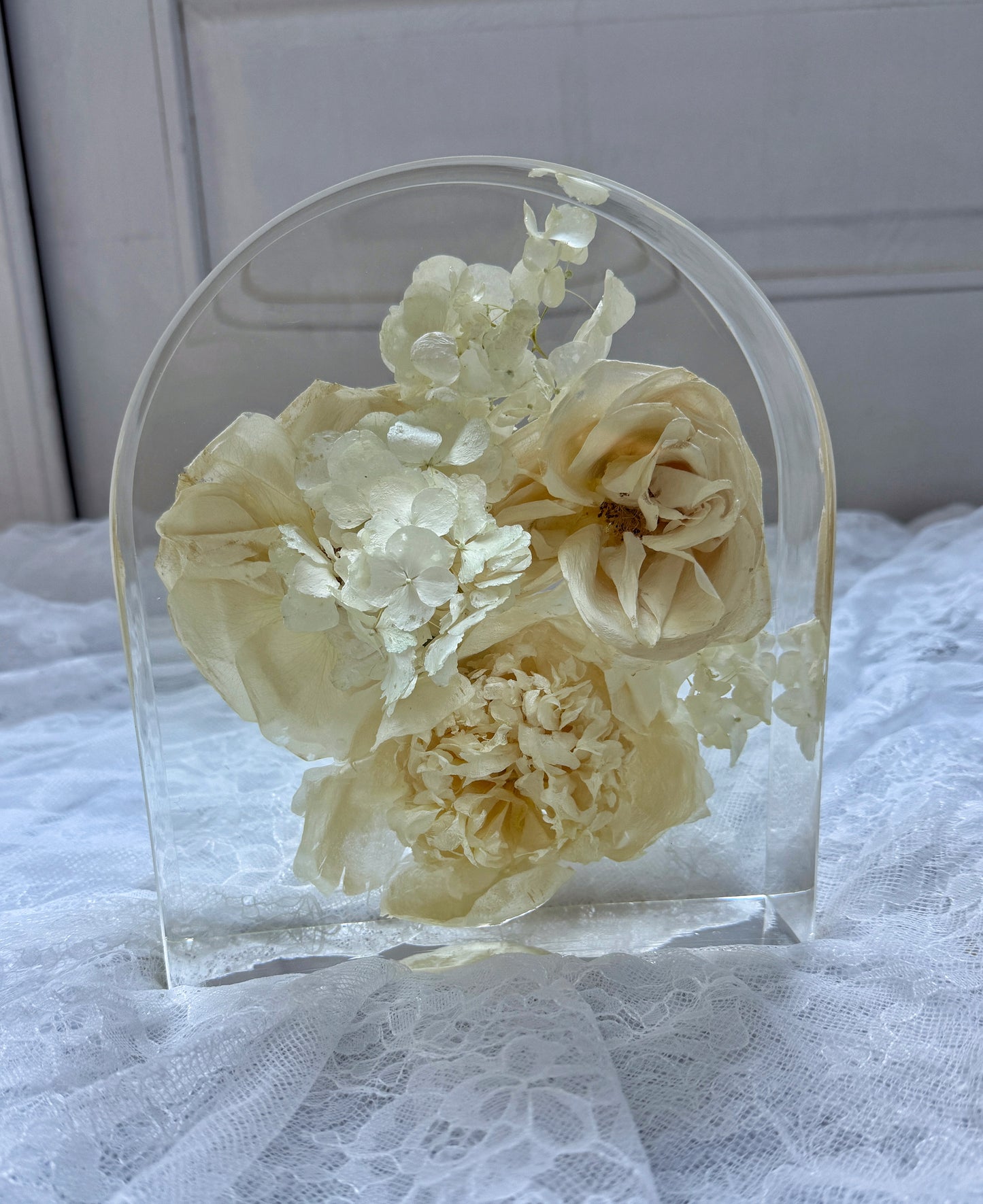 8" Arch Floral Preservation Keepsake