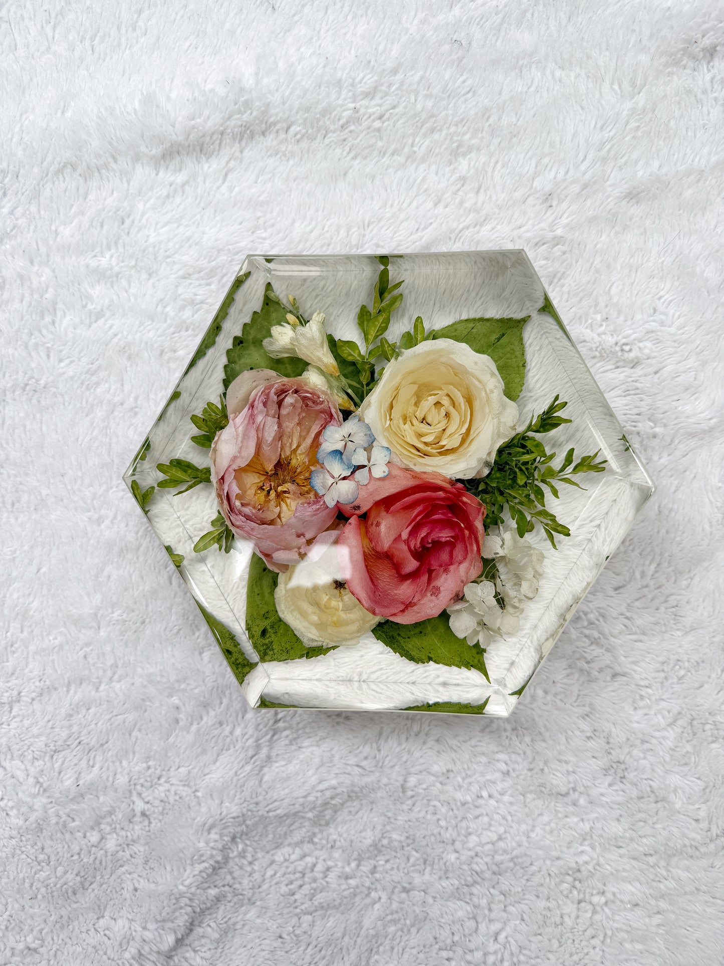 8" Hexagon Floral Preservation Keepsake