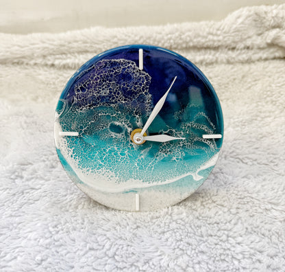 Mini Ocean Wave Clock 4/9/26