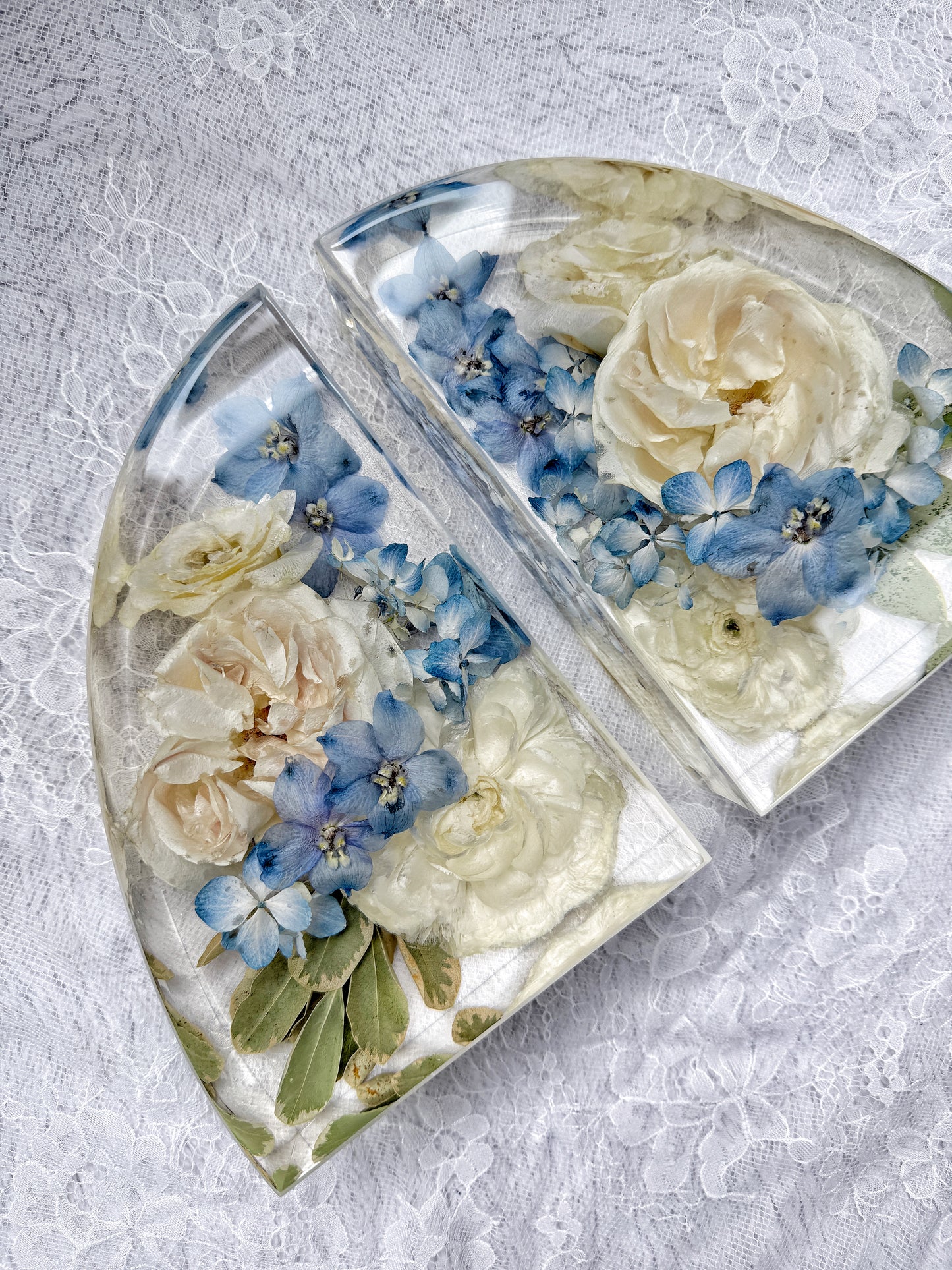 7" Bookends Floral Preservation Keepsake