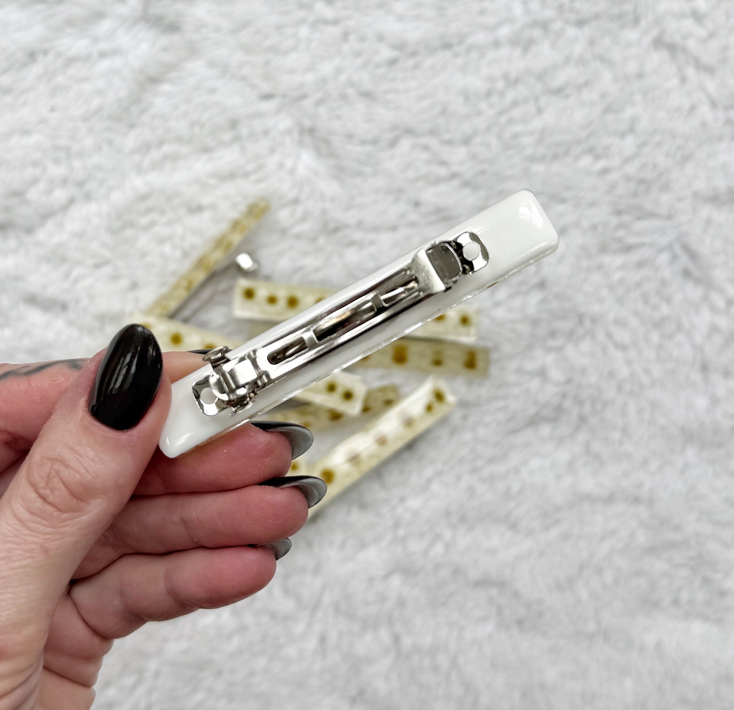 Resin Floral Barrette