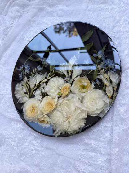 12" Hanging Round Floral Preservation Keepsake