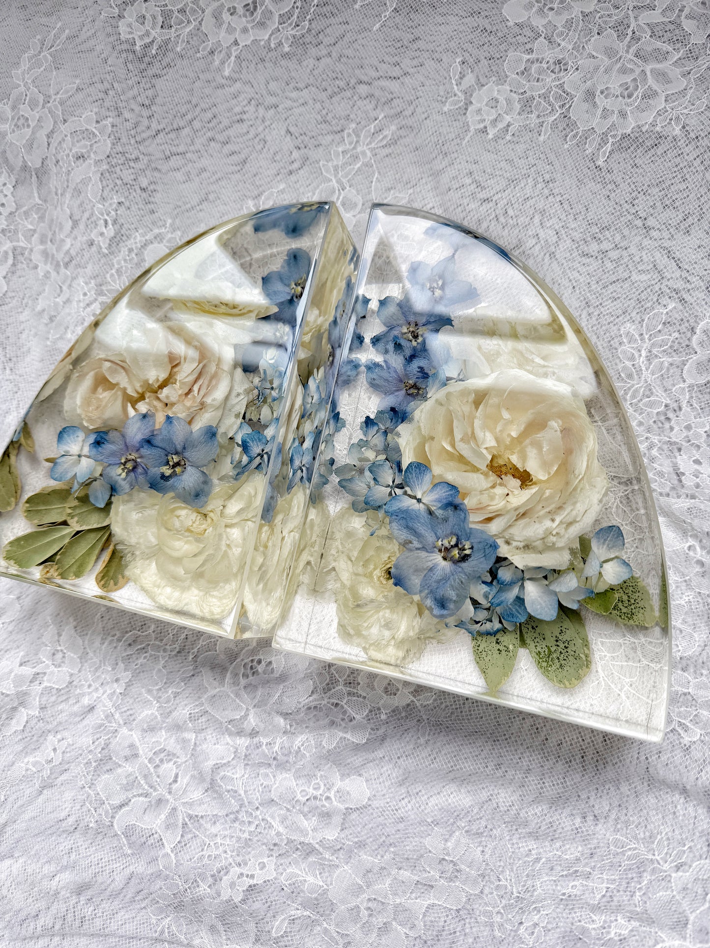 7" Bookends Floral Preservation Keepsake