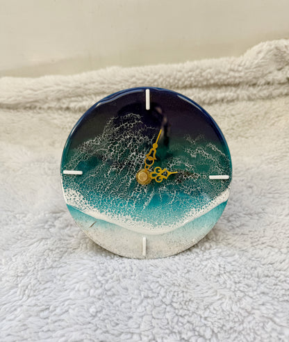 Mini Ocean Wave Clock 4/9/26