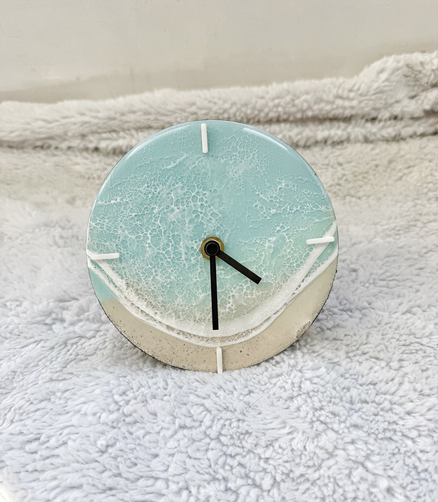 Mini Ocean Wave Clock 4/9/26