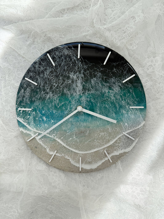 Ocean Wave Clock 9.8.25