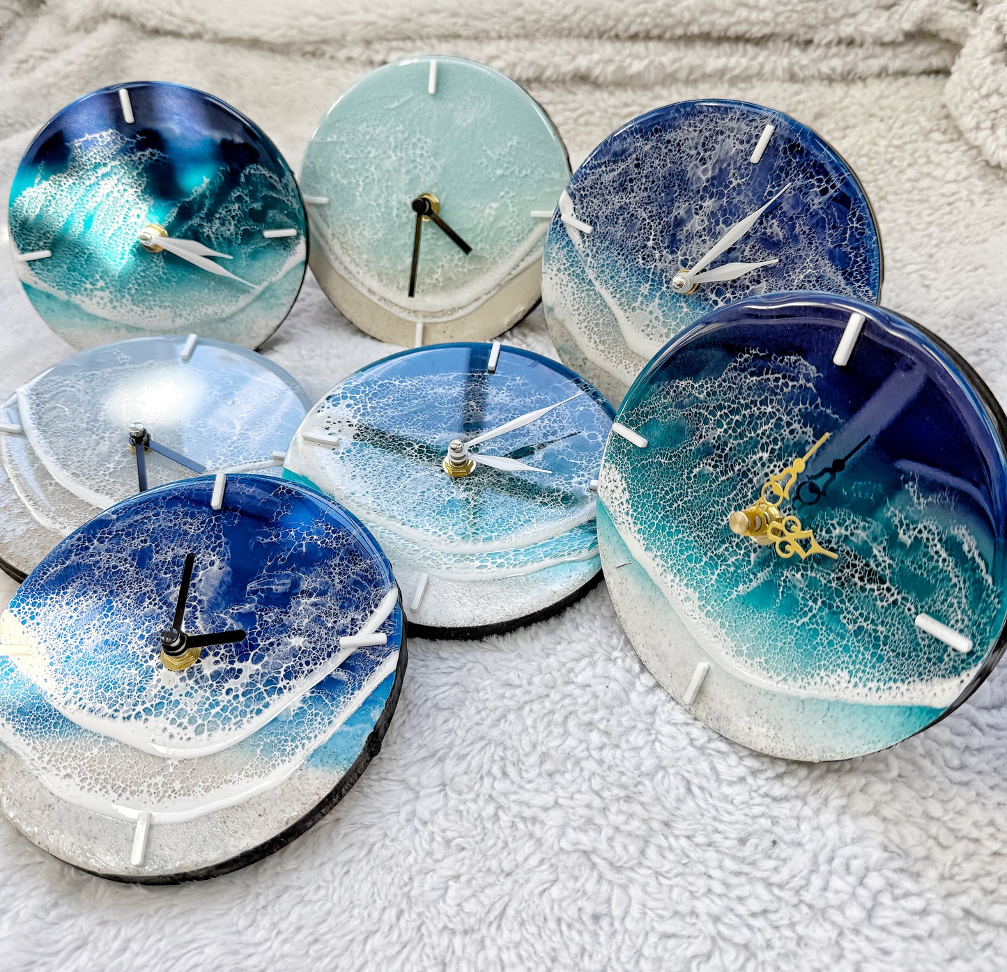 Mini Ocean Wave Clock 4/9/26