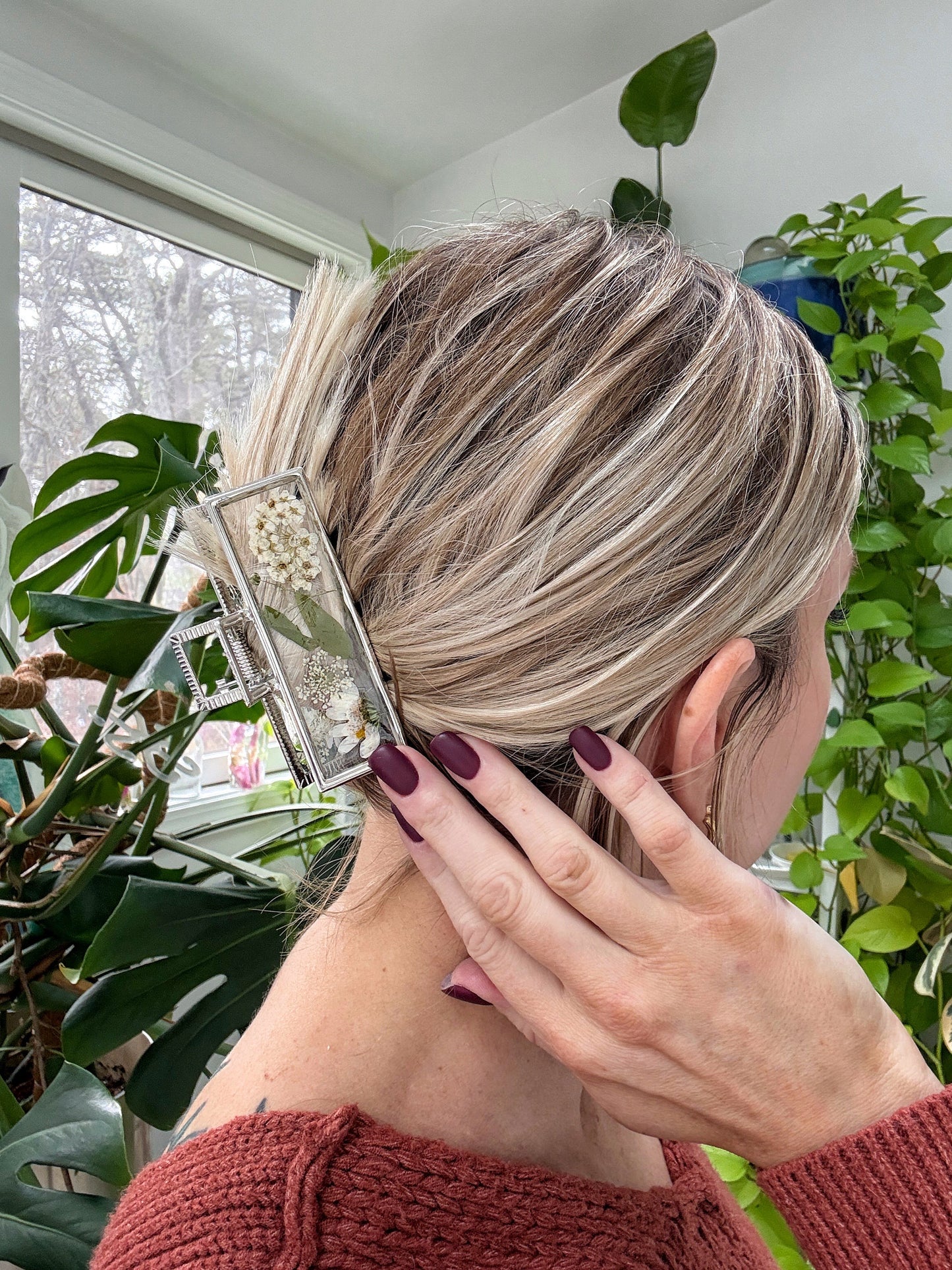 Resin Floral Claw Clip 6.3.25